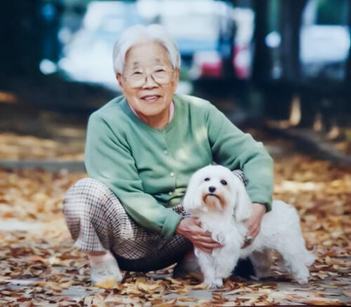 Image of Youngsoon Park with her dog Banny