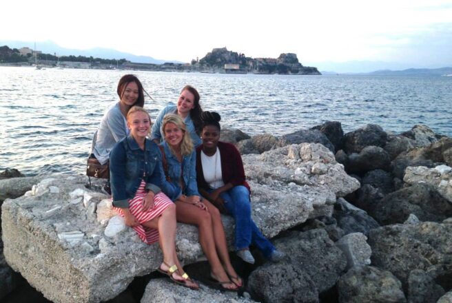 5 students in Corfu